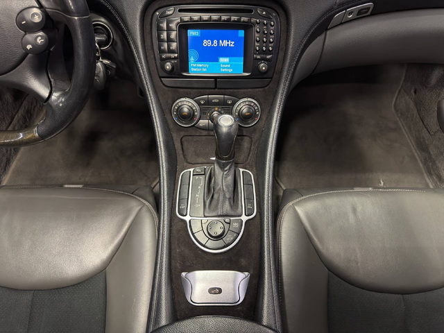 Mercedes-Benz SL 350 - автомобили, коли, обяви за нови и употребявани 12