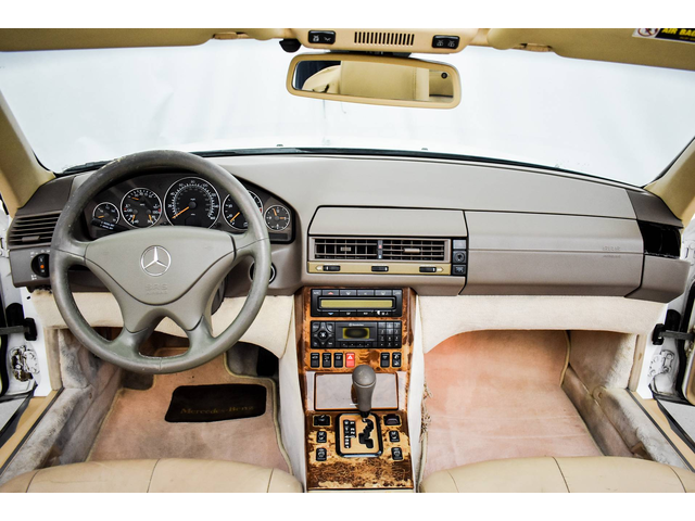 Mercedes-Benz SL 500 - автомобили, коли, обяви за нови и употребявани 10