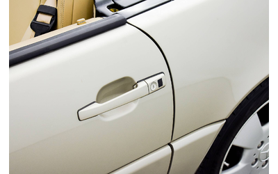 Mercedes-Benz SL 500 - автомобили, коли, обяви за нови и употребявани 33