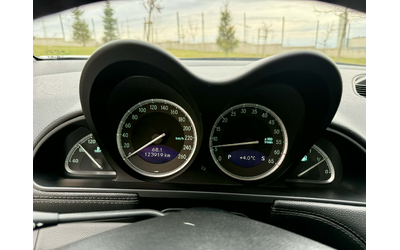Mercedes-Benz SL 500 - автомобили, коли, обяви за нови и употребявани 9