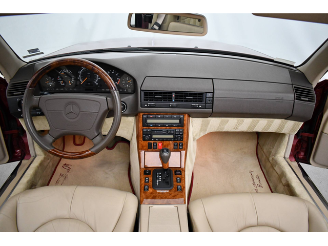 Mercedes-Benz SL 500 40th Anniversary Roadster Edition - автомобили, коли, обяви за нови и употребявани 29
