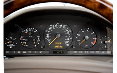 Mercedes-Benz SL 500 40th Anniversary Roadster Edition - автомобили, коли, обяви за нови и употребявани 33