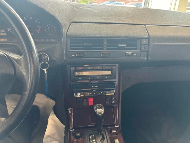 Mercedes-Benz SL 500 * * CARFAX * * АВТО КРЕДИТ * * - автомобили, коли, обяви за нови и употребявани 8