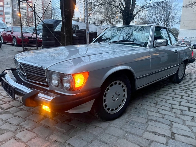 Mercedes-Benz SL 560SL - автомобили, коли, обяви за нови и употребявани 0