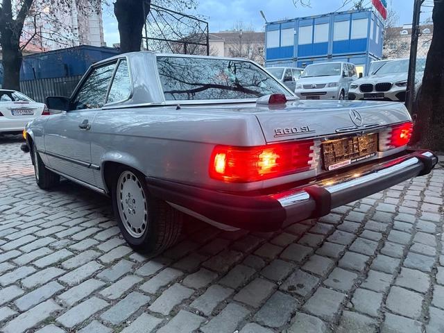 Mercedes-Benz SL 560SL - автомобили, коли, обяви за нови и употребявани 1