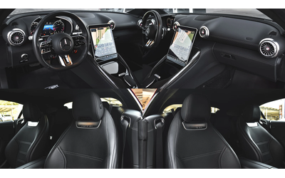 Mercedes-Benz SL 63 AMG 4MATIC+ Roadste - автомобили, коли, обяви за нови и употребявани 9