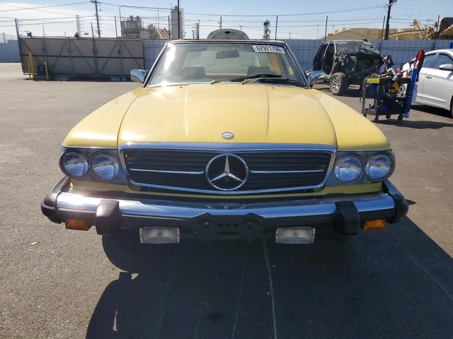 Mercedes-Benz SL 380 - автомобили, коли, обяви за нови и употребявани 1