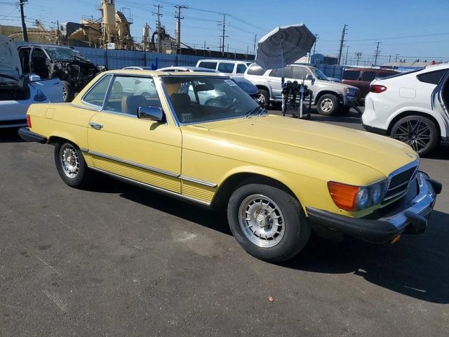 Mercedes-Benz SL 380 - автомобили, коли, обяви за нови и употребявани 2