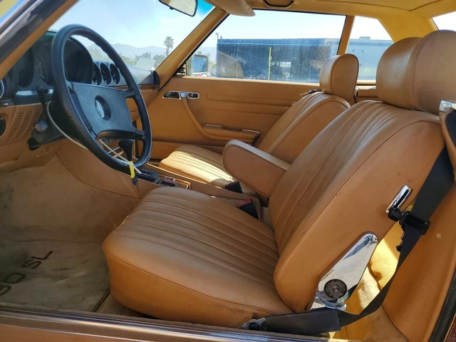 Mercedes-Benz SL 380 - автомобили, коли, обяви за нови и употребявани 6