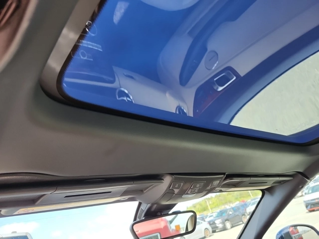 Mercedes-Benz SLK 350 / CARFAX - автомобили, коли, обяви за нови и употребявани 9
