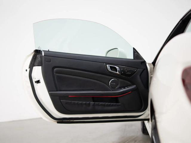 Mercedes-Benz SLK 55 AMG * AMG Line * HeadUp * * AвтоКредит* (ЦЕНА ДО БГ) - автомобили, коли, обяви за нови и употребявани 7