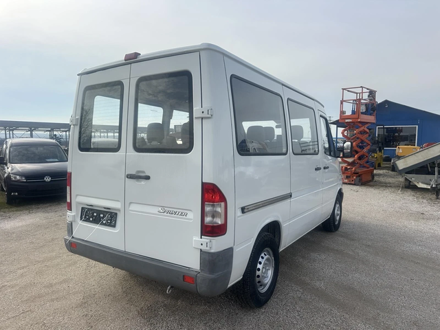 Mercedes-Benz Sprinter 208 - автомобили, коли, обяви за нови и употребявани 4