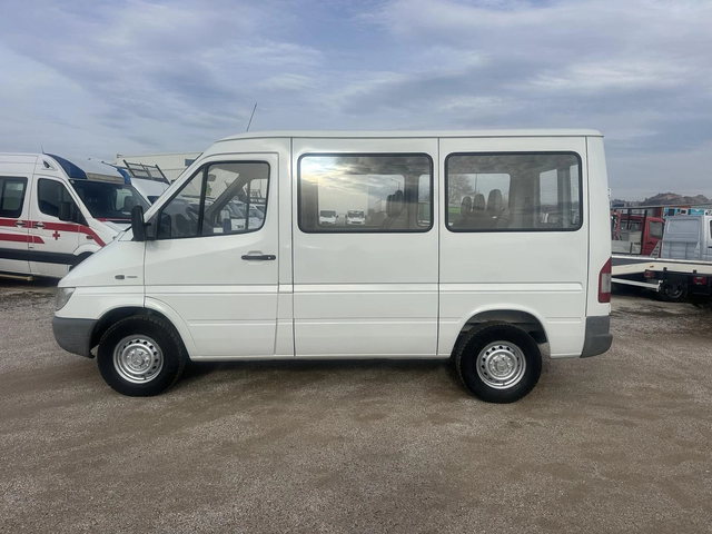 Mercedes-Benz Sprinter 208 - автомобили, коли, обяви за нови и употребявани 7