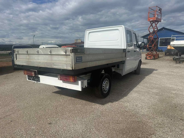 Mercedes-Benz Sprinter 208 - автомобили, коли, обяви за нови и употребявани 3