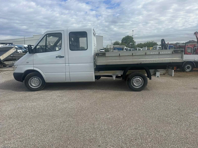 Mercedes-Benz Sprinter 208 - автомобили, коли, обяви за нови и употребявани 6