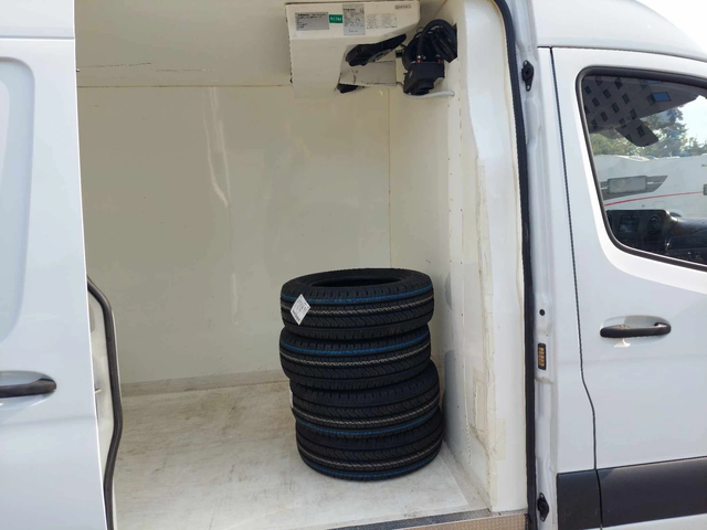 Mercedes-Benz Sprinter 2, 2d 143ps ХЛАДИЛЕН - автомобили, коли, обяви за нови и употребявани 7