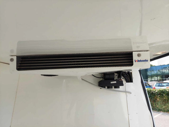 Mercedes-Benz Sprinter 2, 2d 143ps ХЛАДИЛЕН - автомобили, коли, обяви за нови и употребявани 9