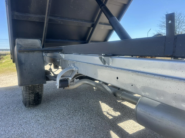 Mercedes-Benz Sprinter 311 - автомобили, коли, обяви за нови и употребявани 10