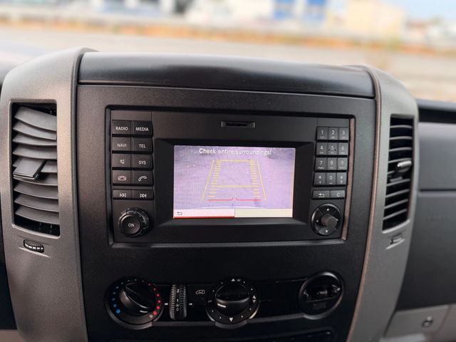 Mercedes-Benz Sprinter 313 2.2d= MAXI= 3L/3H= LANE KEEP= BLIND SPOT= КАМЕРА= - автомобили, коли, обяви за нови и употребявани 15