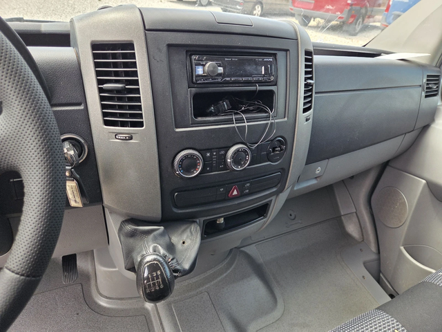 Mercedes-Benz Sprinter 313 CDI, Климатик, L1H1 - автомобили, коли, обяви за нови и употребявани 10