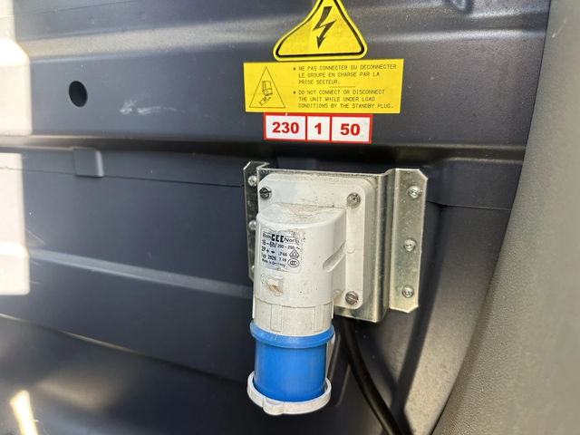 Mercedes-Benz Sprinter 313 Хладилен и на ток - автомобили, коли, обяви за нови и употребявани 16