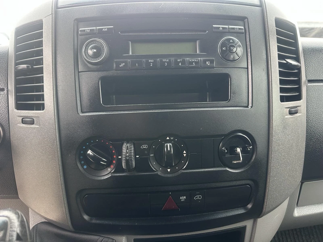 Mercedes-Benz Sprinter 313 - автомобили, коли, обяви за нови и употребявани 12