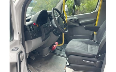 Mercedes-Benz Sprinter 8+ 1 - автомобили, коли, обяви за нови и употребявани 6
