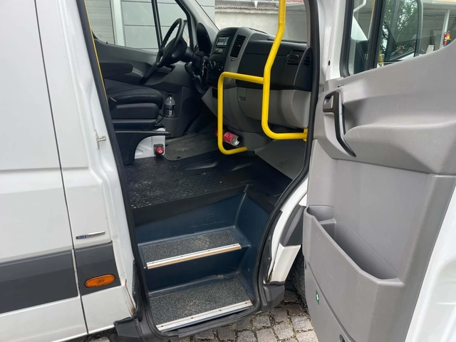 Mercedes-Benz Sprinter 8+ 1 - автомобили, коли, обяви за нови и употребявани 8