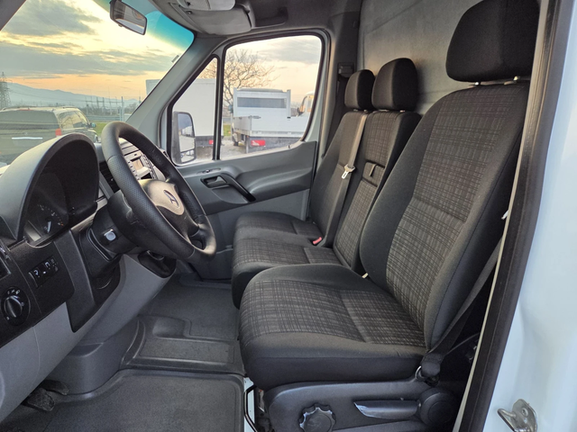 Mercedes-Benz Sprinter 316 CDI, Климатик, Евро 6, П.борд, Две странични врати - автомобили, коли, обяви за нови и употребявани 8