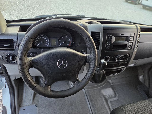 Mercedes-Benz Sprinter 316 CDI, Климатик, Евро 6, П.борд, Две странични врати - автомобили, коли, обяви за нови и употребявани 9