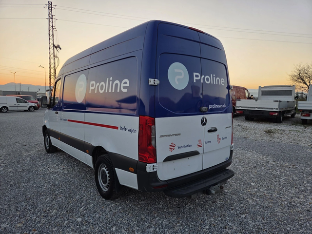 Mercedes-Benz Sprinter 316 CDI, Климатик, Навигация - автомобили, коли, обяви за нови и употребявани 2