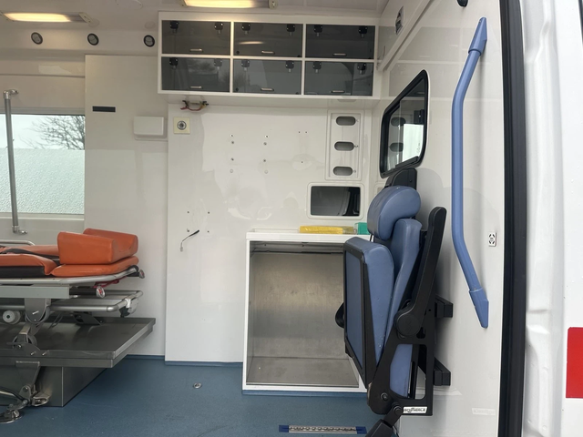 Mercedes-Benz Sprinter 316 - автомобили, коли, обяви за нови и употребявани 11