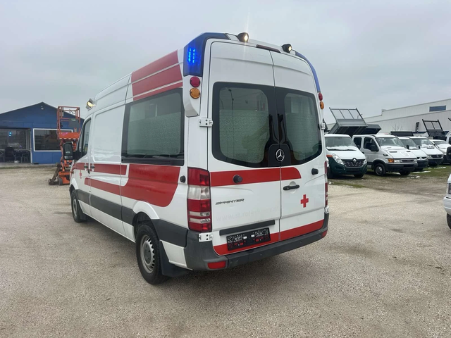 Mercedes-Benz Sprinter 316 - автомобили, коли, обяви за нови и употребявани 5