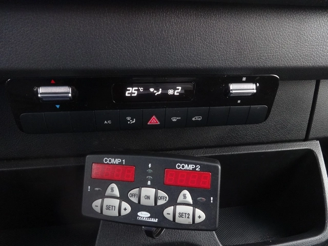 Mercedes-Benz Sprinter 316 ХЛАДИЛЕН * КЛИМАТИК* - автомобили, коли, обяви за нови и употребявани 11