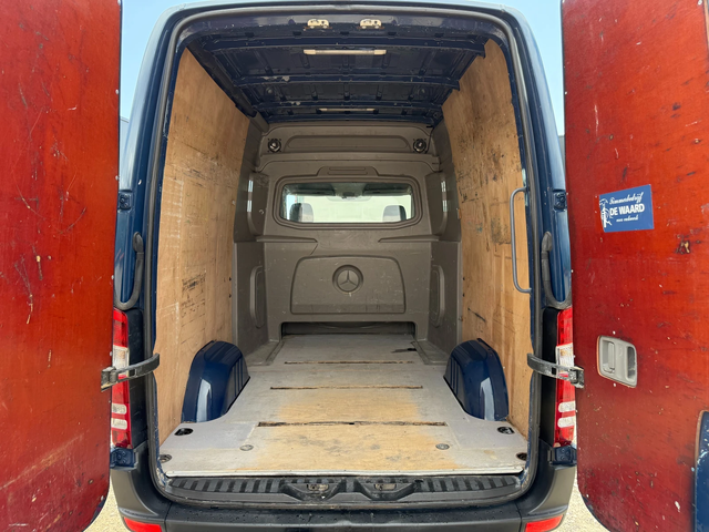 Mercedes-Benz Sprinter 318 CDI Товаропътнически 5-местен Климатроник - автомобили, коли, обяви за нови и употребявани 11