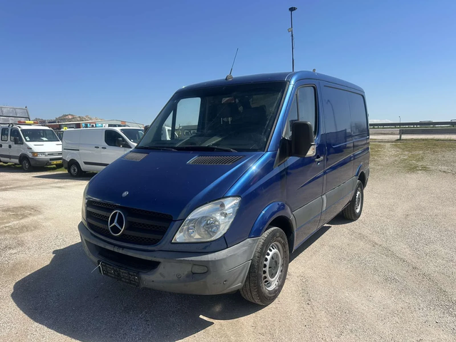 Mercedes-Benz Sprinter 318 - автомобили, коли, обяви за нови и употребявани 0