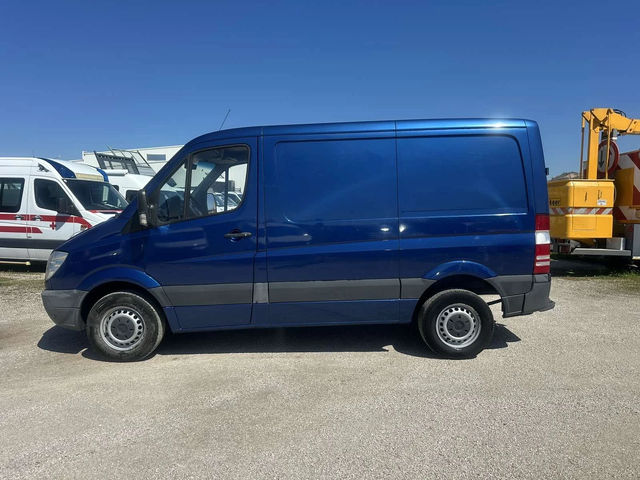 Mercedes-Benz Sprinter 318 - автомобили, коли, обяви за нови и употребявани 5