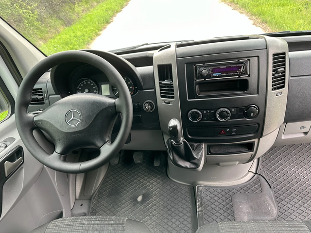 Mercedes-Benz Sprinter 1.8i - автомобили, коли, обяви за нови и употребявани 10