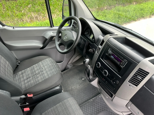 Mercedes-Benz Sprinter 1.8i - автомобили, коли, обяви за нови и употребявани 8