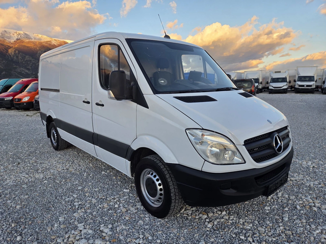 Mercedes-Benz Sprinter 319 CDI, Автомат, Климатик - автомобили, коли, обяви за нови и употребявани 6