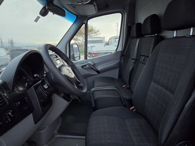 Mercedes-Benz Sprinter 319 CDI, Автомат, Климатик, Падащ борд - автомобили, коли, обяви за нови и употребявани 7