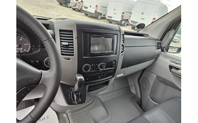 Mercedes-Benz Sprinter 319 4 x 4 - автомобили, коли, обяви за нови и употребявани 10