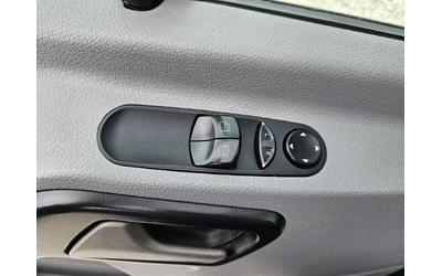 Mercedes-Benz Sprinter 319 4 x 4 - автомобили, коли, обяви за нови и употребявани 11