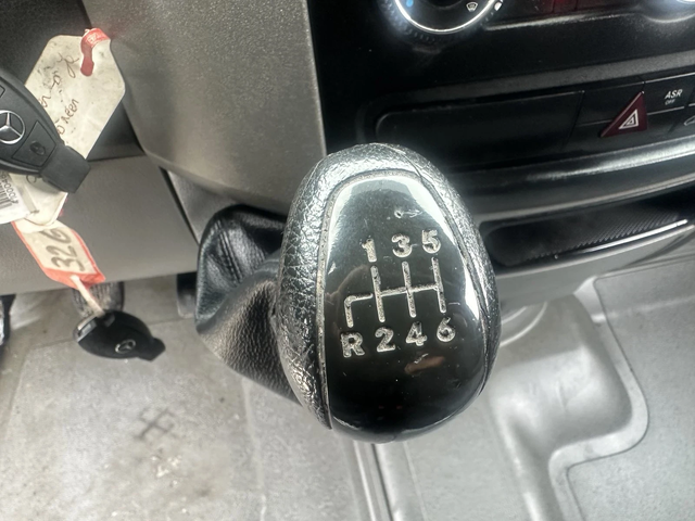 Mercedes-Benz Sprinter 319 - автомобили, коли, обяви за нови и употребявани 12