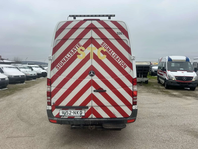 Mercedes-Benz Sprinter 319 - автомобили, коли, обяви за нови и употребявани 5