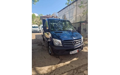 mercedes-benz-sprinter-319 - 1