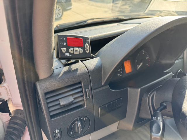 Mercedes-Benz Sprinter 316CDI Хладилен+ ток Клима 3.47м. - автомобили, коли, обяви за нови и употребявани 14