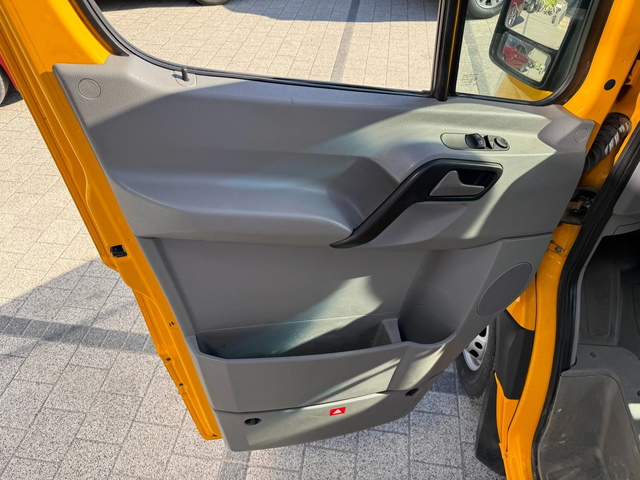 Mercedes-Benz Sprinter 516CDI до 3, 5т. 2.84м. 7-местен - автомобили, коли, обяви за нови и употребявани 11