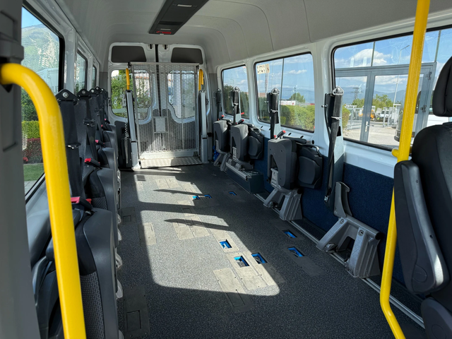 Mercedes-Benz Sprinter 313CDI 9-местен Клима Maxi + Рампа - автомобили, коли, обяви за нови и употребявани 8