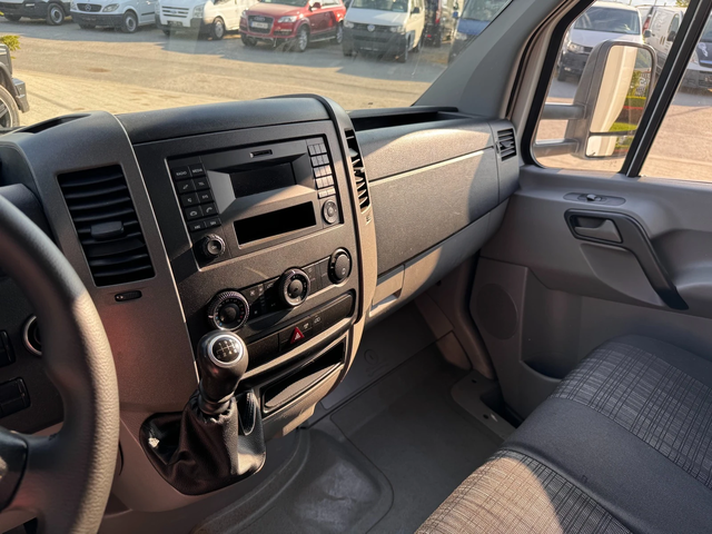 Mercedes-Benz Sprinter 513CDI до 3, 5т. 4, 28м. Клима + Падащ борд - автомобили, коли, обяви за нови и употребявани 11